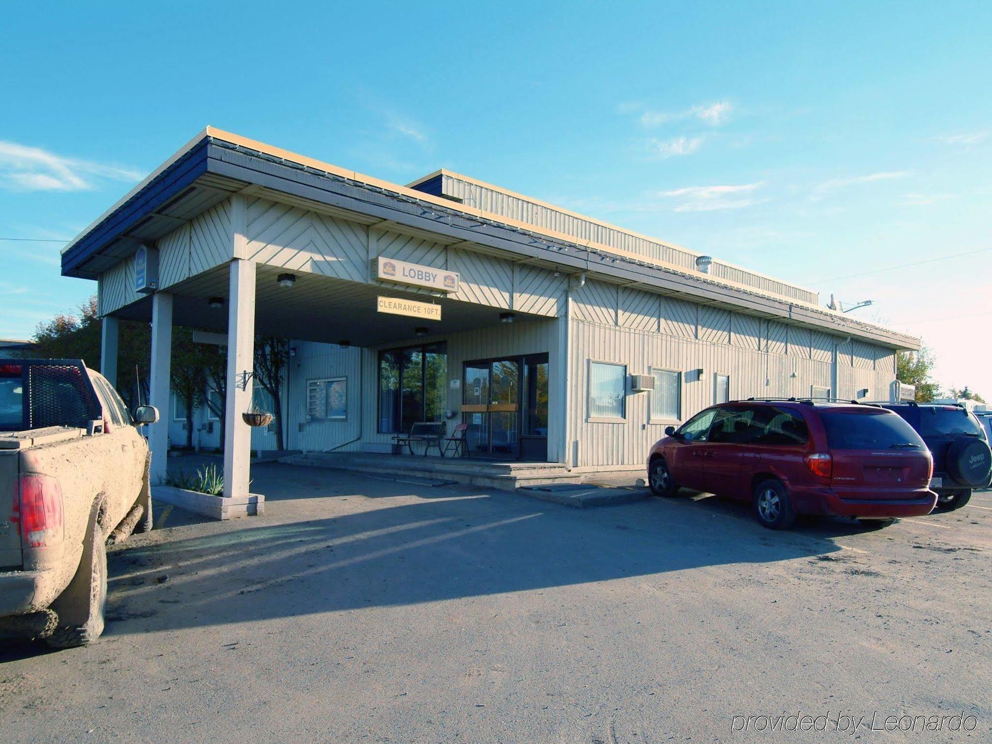 Howard Johnson By Wyndham Fort St. John Zewnętrze zdjęcie